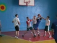 Соревнования по баскетболу у старшеклассников